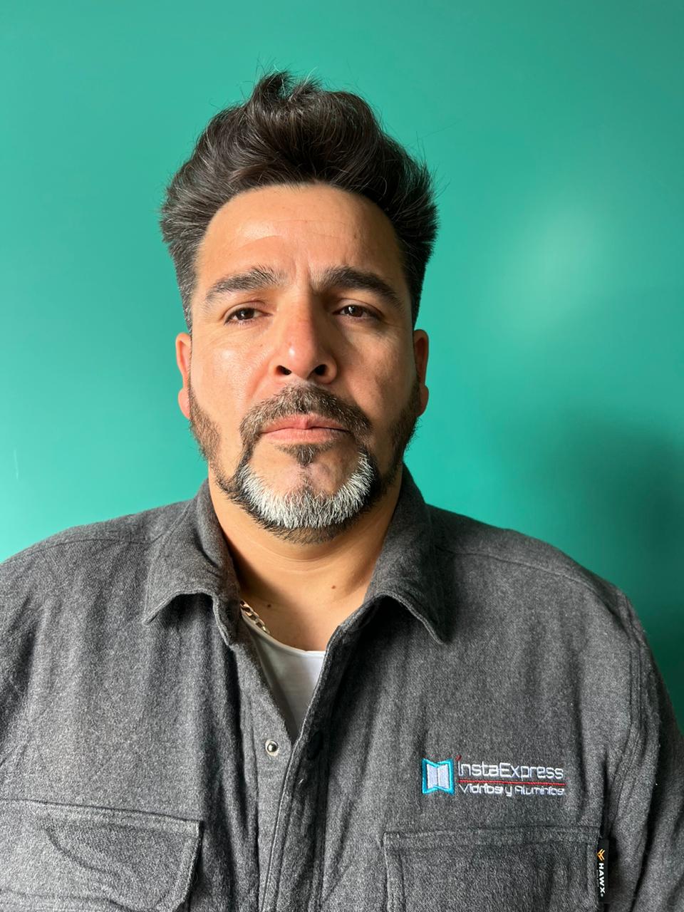 Cristobal Olivares Ossio, Gerente de Operaciones